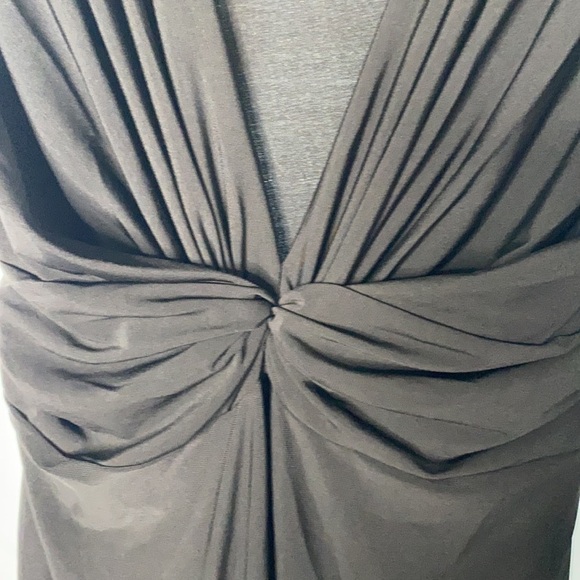 Love Squared Women's Plus Knot-Front Sheath Dress - Picture 6 of 7